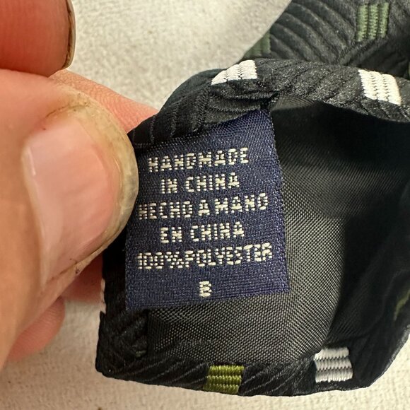 Van Heusen Geometric Diamond Pattern Neck Tie Handmade Polyester Green Black - Picture 4 of 5